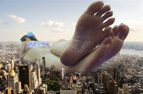 city giantess|Be attentive! Giantess in the city : r/Giantess .